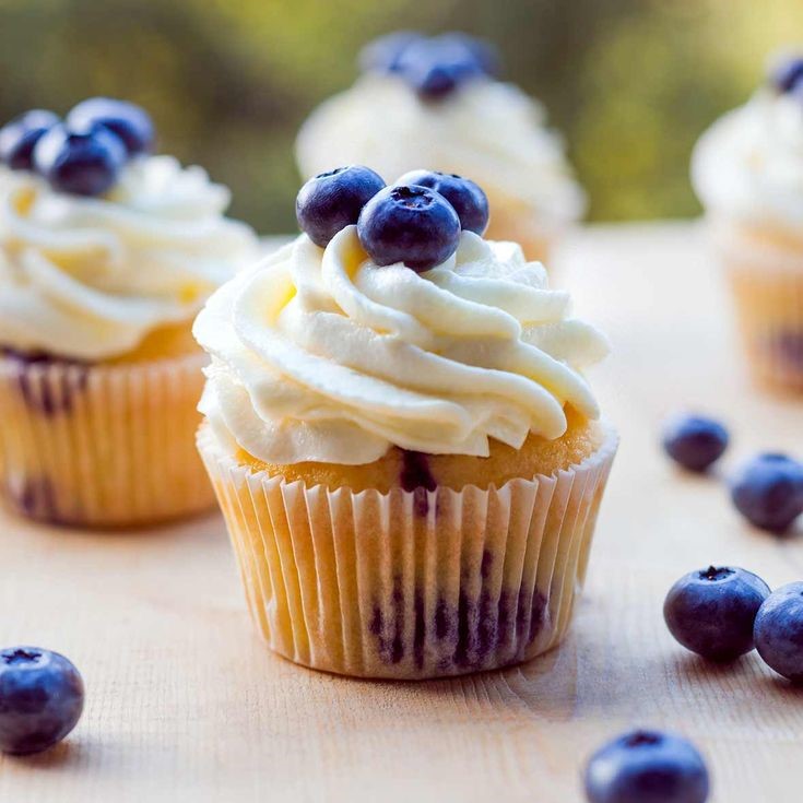 Cupcakes, Fresh Baked, Blueberry Cupcake